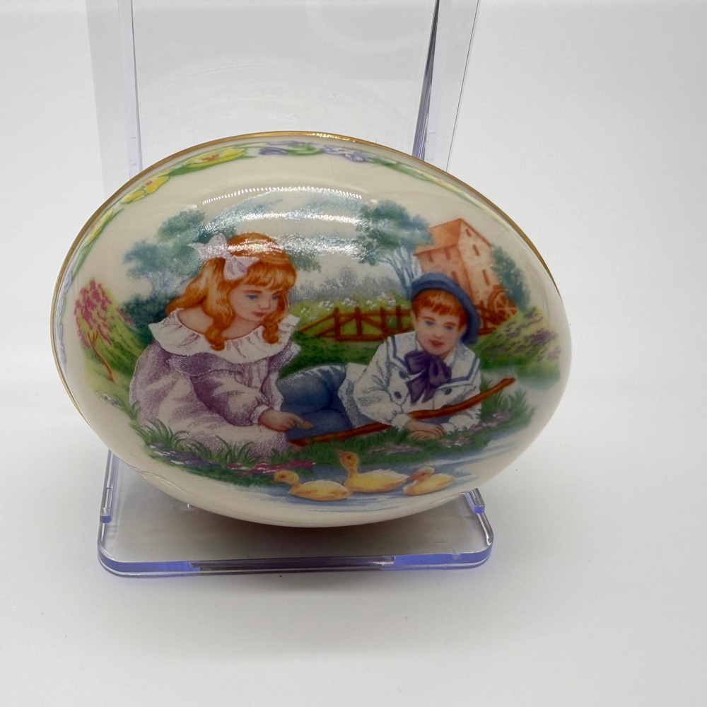 Lenox Easter by the Millstream 1993 Limited Edition Porcelain Trinket Egg USA